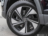 2025 Volkswagen Taos Comfortline. One Owner, No Accidents. Equipped with: - 2.0L Turbocharged 4-Cyli... (image 8)