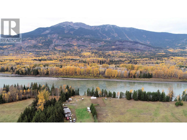 22839 16 HIGHWAY Kitwanga, British Columbia in Houses for Sale in Smithers - Image 2