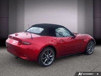 La Mazda MX-5 GT 2023 incarne l'essence même du plaisir de conduire. Ce roadster emblématique, fidèl... (image 6)