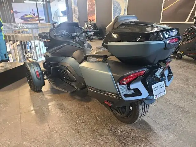 2025 CAN-AM Spyder RT Limited SE6 in Sport Touring in Lanaudière - Image 7