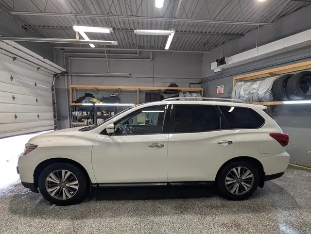 2017 Nissan Pathfinder 4WD 4dr SL for sale in Cars & Trucks in Cambridge - Image 7