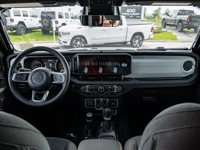 2026 Jeep Wrangler Sahara in Cars & Trucks in Barrie - Image 29