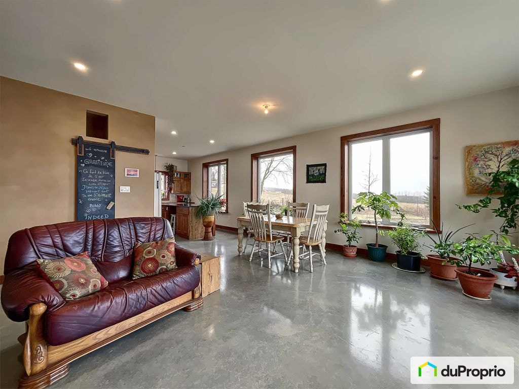 $396,000 - Country home for sale in St-Joseph-De-Ham-Sud — photo 3