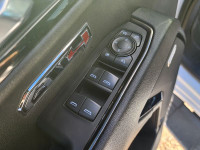 6.2L V8 | HEATED & COOLED FRONT BUCKET SEATS | HEATED REAR SEATS | HEATED STEERING WHEEL | 360 CAMER... (image 9)
