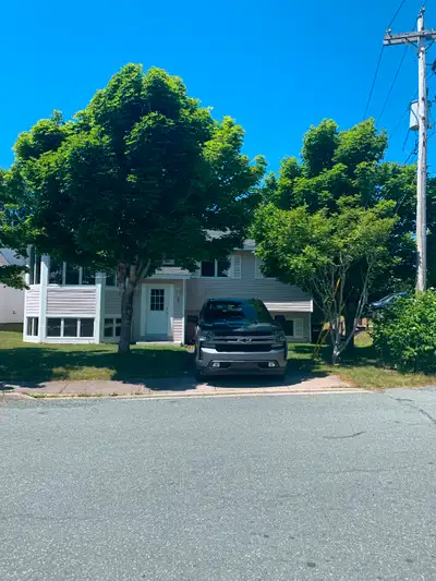 2 Gilmore St