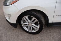 2019 CHEVROLET EQUINOX PREMIER LOADED & BEAUTIFUL!  Looking for a sharp, comfortable, and well-equi... (image 2)