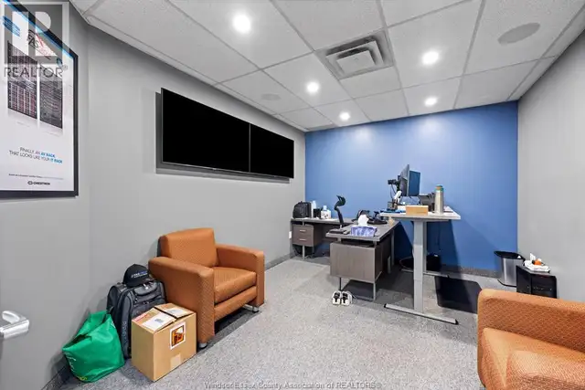 4510 RHODES Unit# 330 Windsor, Ontario in Commercial & Office Space for Rent in Windsor Region - Image 5