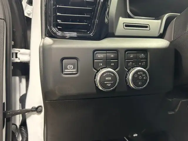 2026 GMC Sierra 2500HD AT4 in Cars & Trucks in Regina - Image 18