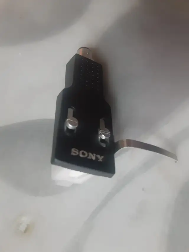 Stereo Turntable Headshell in Other in City of Toronto - Image 4