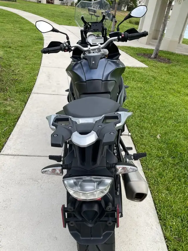 2016 BMW S1000XR-BLACK! in Street, Cruisers & Choppers in Delta/Surrey/Langley - Image 7