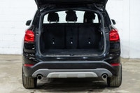 *English below* *Français:* Ce BMW X1 xDrive28i 2019 affichant 55 085 km, provenant d'un seul propri... (image 6)