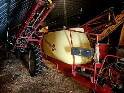 66 ft boom manual controls single nozz 363 pump CLEAN;Condition : Excellent 2003 Hardi Ranger 2000