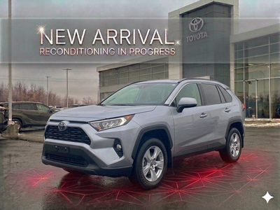 Heated Seats, Apple CarPlay, Android Auto, Blind Spot Monitoring, Lane Keep Assist! SALES HOTLINE sa...