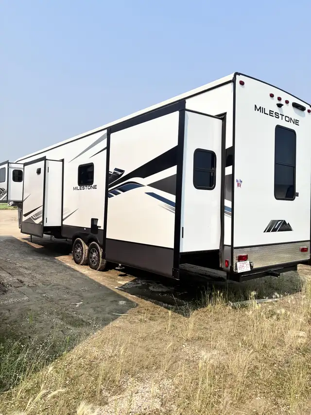 2023 Heartland MILESTONE 370 FLMB in Travel Trailers & Campers in St. Albert - Image 6