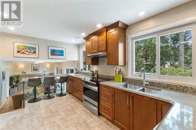 3063 Robin Hood Dr Nanaimo, British Columbia62863782615938122