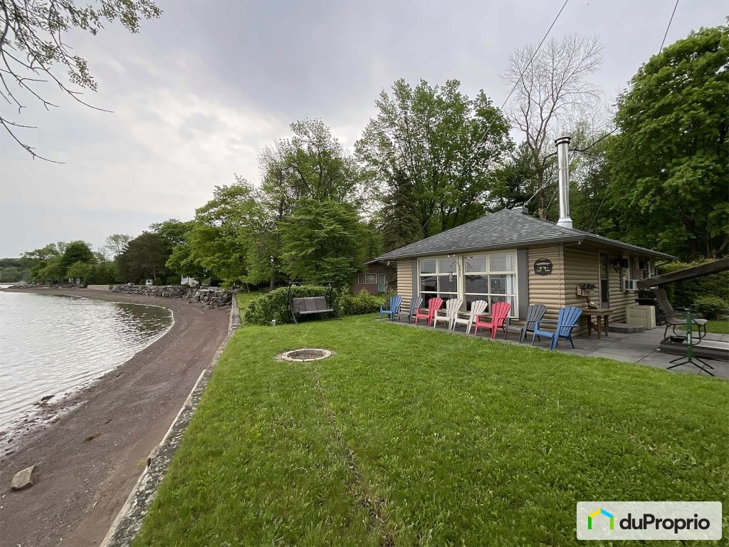 $325,000 - Cottage for sale in St-Nicolas — photo 1