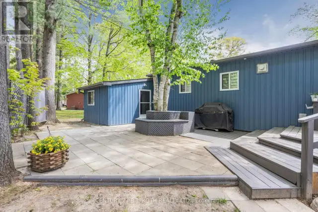 10 ALLEN DRIVE N Wasaga Beach, Ontario in Houses for Sale in Oakville / Halton Region - Image 26