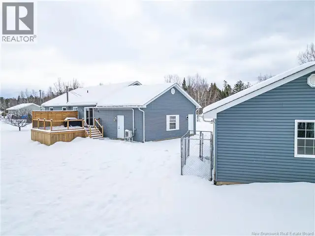 64 Thompson Avenue Burton, New Brunswick in Houses for Sale in Fredericton - Image 10
