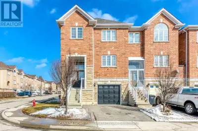 5711 RETREAT STREET Mississauga (Hurontario), Ontario