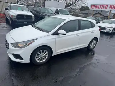 Frontier Motors 1.6L, 4CYL, FWD, AIR CONDITIONING, REVERSE CAMERA, CRUISE CONTROL, POWER STEERING, R...