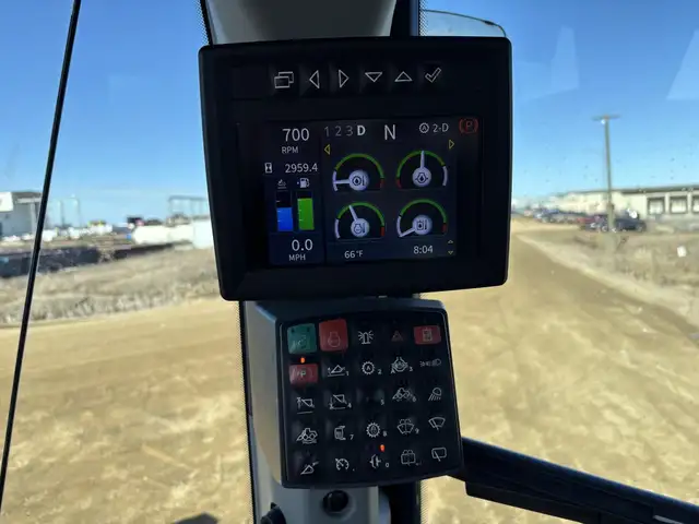 2019 DEERE 544L in Heavy Equipment in Lethbridge - Image 14