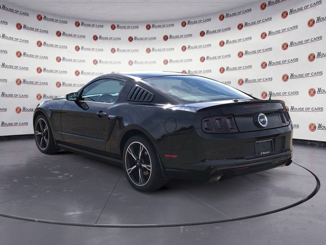 2014 Ford Mustang 2dr Cpe V6 / Heated Seats in Cars & Trucks in Calgary - Image 4