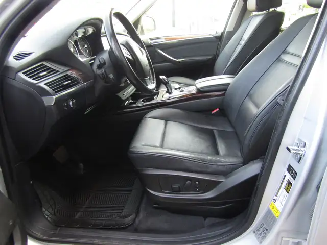 2009 BMW X5 XDrive30i ,7 Pass, Pano, Leather, Memory, Alloy, *Ce in Cars & Trucks in Mississauga / Peel Region - Image 10