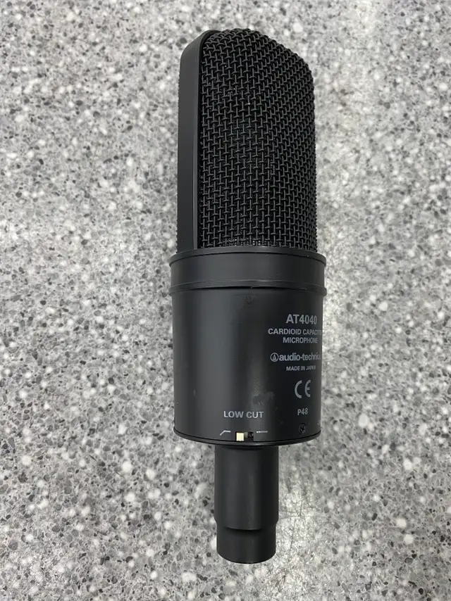 Audio Technica AT 4040 Condenser Microphone in Pro Audio & Recording Equipment in City of Toronto - Image 5