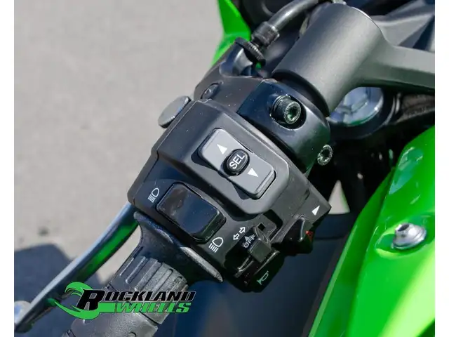 2025 Kawasaki NINJA 650 KRT in Street, Cruisers & Choppers in Ottawa - Image 14