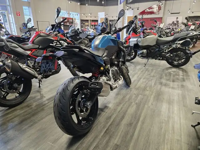 2026 BMW F 900 R Snapper Rocks Blue metallic in Street, Cruisers & Choppers in Oakville / Halton Region - Image 4