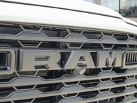 6.7L CUMMINS DIESEL ENGINE, 3.42 REAR AXLE RATIO, ACTIVE LANE MANAGEMENT SYSTEM, DROWSY DRIVER DETEC... (image 8)