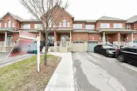 Stunning 3 bed 4 bath freehold townhouse in  Brampton for sale!