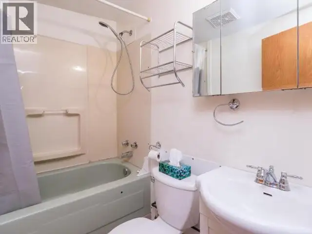 8-7 PROSPECTOR ROAD Whitehorse, Yukon in Houses for Sale in Whitehorse - Image 12