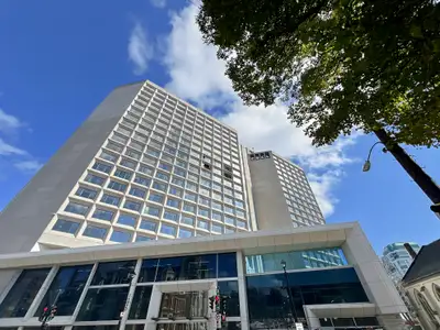 Set your business up for success with a professional office for rent just for you. BUILD YOUR BUSINE...