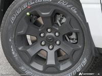 Welcome to Barrie Dodge Chrysler Jeep. 3.0L I-6 twin turbo engine - 4x4 drive system - Advanced info... (image 8)