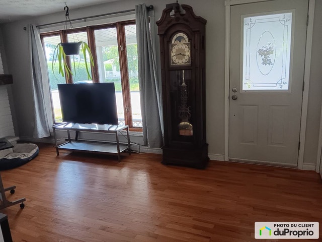 $379,000 - Bungalow for sale in Granby — photo 3