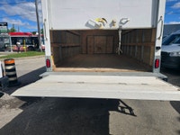 Perfect Auto 16 FT CUBE VAN - POWER LIFT GATE - 7.3 L GAS - PRICE IS INCLUDED SAFETY, OIL CHANGE AND... (image 3)
