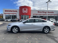 Designed to meet your everyday driving demands with ease and efficiency, this 2018 Chevrolet Malibu... (image 7)