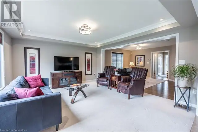 199 EMICK Drive Ancaster, Ontario in Houses for Sale in Hamilton - Image 12