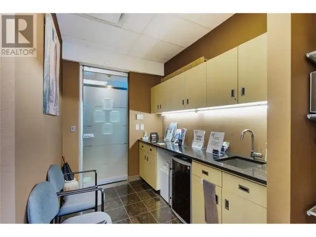 610,611,612 6081 NO. 3 ROAD Richmond, British Columbia62863764377730124