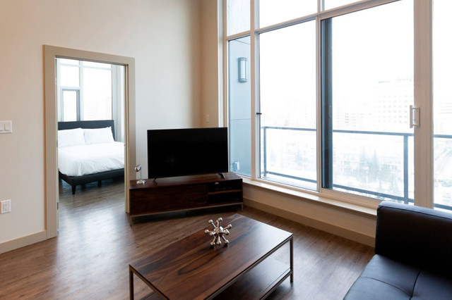 EDM - PROMO RATE 2BR in DT Edmonton. Furnished Wifi/Util Incl. in Short Term Rentals in Edmonton - Image 2