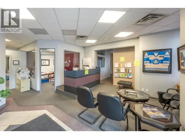 474 Main Street Penticton, British Columbia in Commercial & Office Space for Rent in Penticton - Image 4