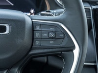 Only 5,262 Miles! This Jeep Grand Cherokee has a dependable Regular Unleaded V-6 3.6 L/220 engine po... (image 9)