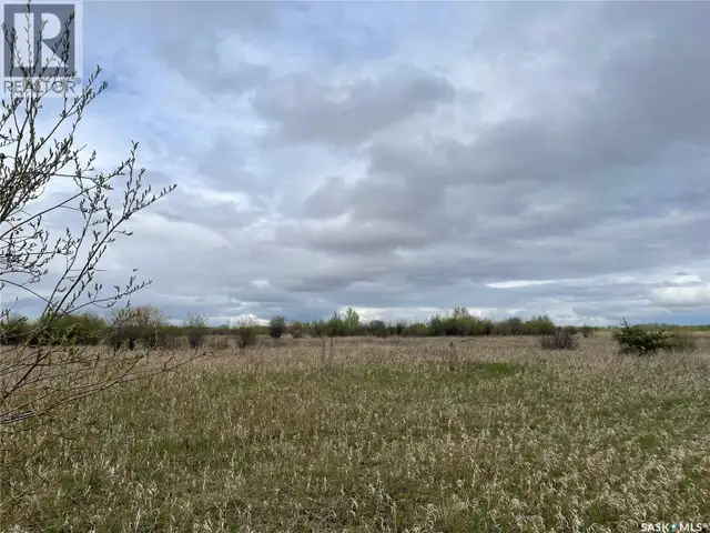 5.5km South of Dorintosh Lot 4 Meadow Lake Rm No.588, Saskatchew in Land for Sale in Meadow Lake - Image 7