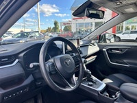 Master daily commutes and weekend adventures alike in this exceptional 2019 Toyota RAV4 Hybrid Limit... (image 7)