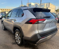**CARS TRUCKS SUV 4X4 VAN AWD EDMONTON FINANCING AVAILABLE EASY FINANCING ** 2023 TOYOTA RAV4 LIMITE... (image 4)