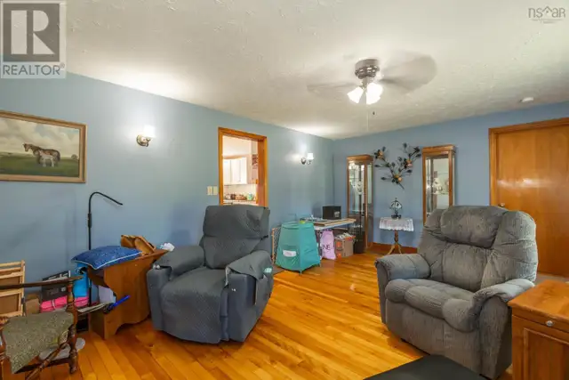 2252 Highway 1 Upper Clements, Nova Scotia in Houses for Sale in Annapolis Valley - Image 14
