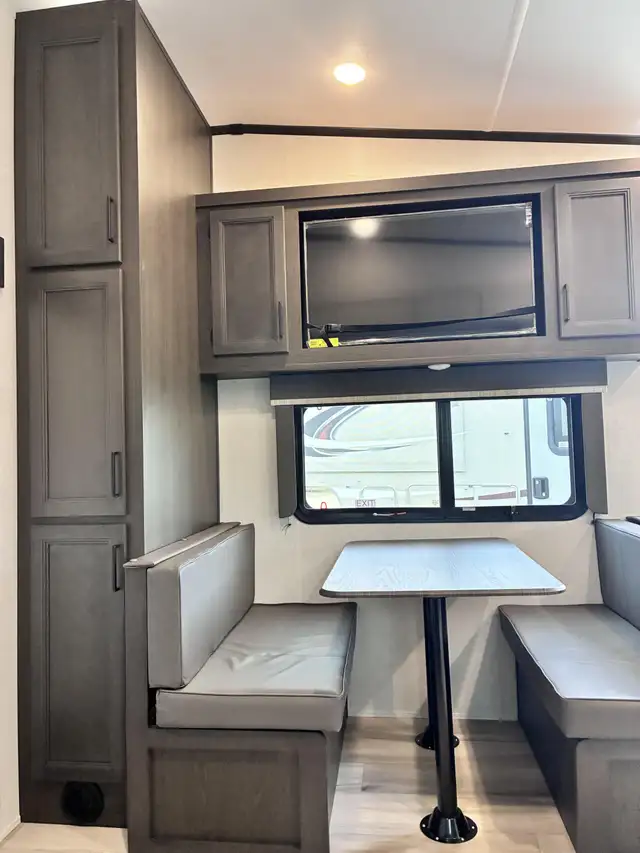 2025 Keystone ARCADIA 21 SRK in Travel Trailers & Campers in St. Albert - Image 18