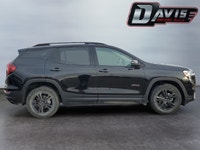 Experience the perfect balance of style and utility with the 2022 GMC Terrain. This is the perfect S... (image 5)