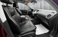 Introducing this stunning 2013 Infiniti JX35. This Infiniti is very well equipped with heated leathe... (image 9)